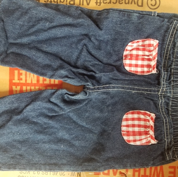 Capris - Picture 2 of 3